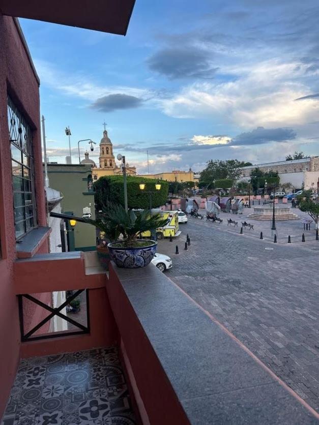 Lolita & Enri, La Mejor Ubicacion Y Vista En El Centro De Queretaro Hotel Exterior foto